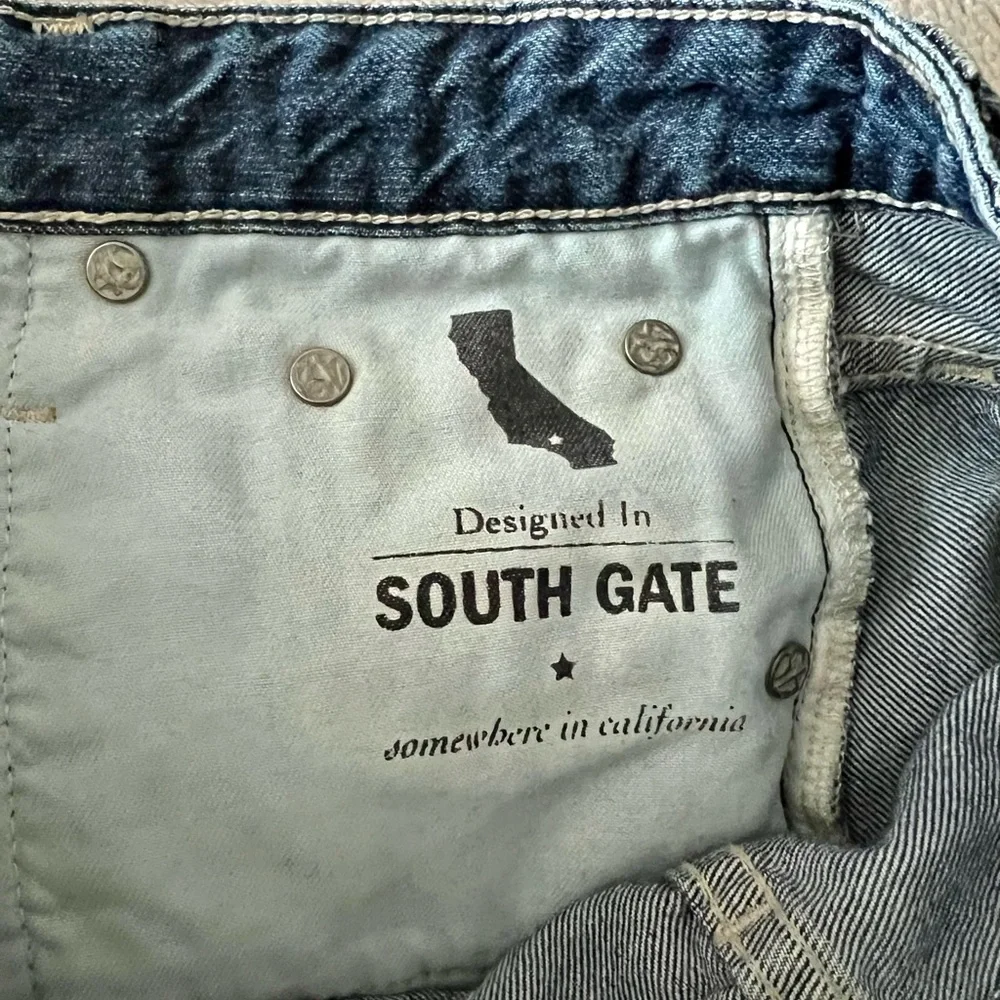 AG The Sadie High Rise Short 26R - Picture 7 of 8